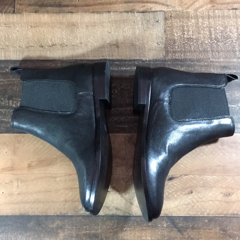 FREE GIFT Frye Anna Chelsea Boots Black NWT - Picture 3 of 8